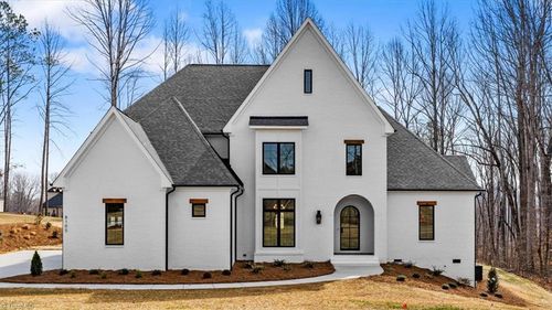 8105 Falcon Trl, Oak Ridge, NC, 27310-9901 | Card Image