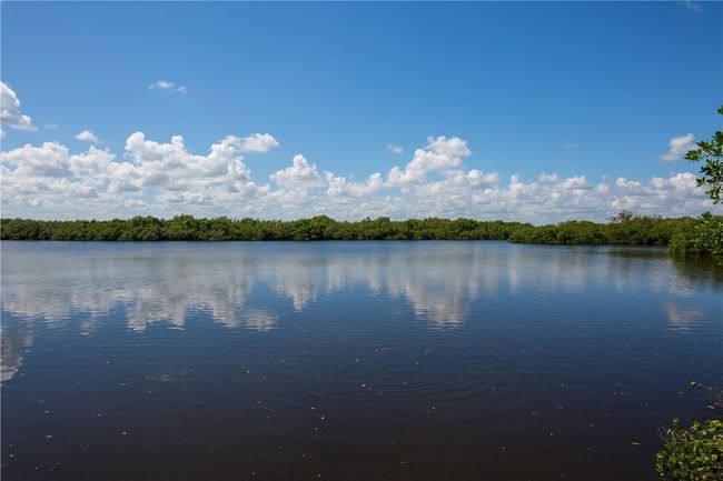 APT-9-5 - 5051 N Highway A1a, House attached with 2 bedrooms, 2 bathrooms and null parking in Hutchinson Island FL | Image 29
