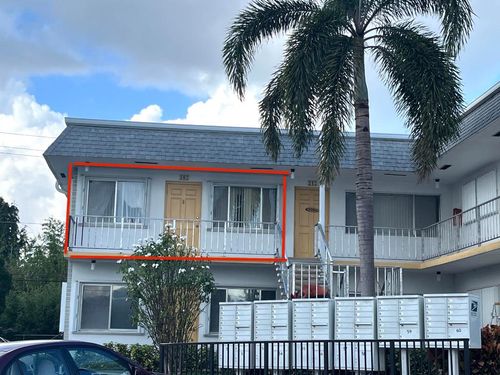 207-2840 Cynthia Ln, Lake Worth Beach, FL, 33461-5805 | Card Image