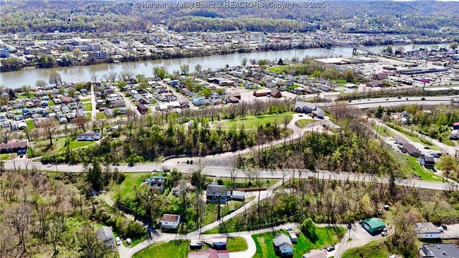 219 Westmoreland Dr, House other with 4 bedrooms, 3 bathrooms and null parking in Dunbar WV | Image 47