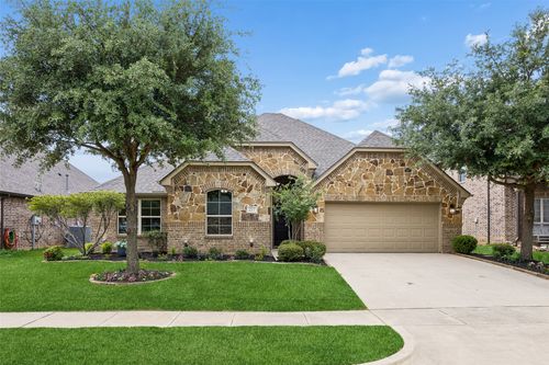 217 Hawks Ridge Trl, Burleson, TX, 76028-1796 | Card Image
