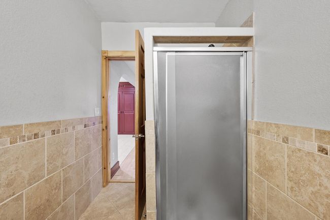 main bath shower | Image 34