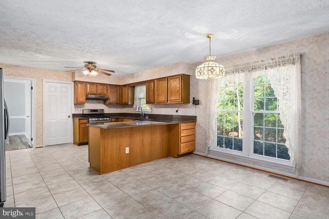 221 Ambleside Dr, House other with 4 bedrooms, 3 bathrooms and null parking in SEVERNA PARK MD | Image 8