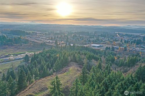 1351 W Roanoke St, Centralia, WA, 98531 | Card Image