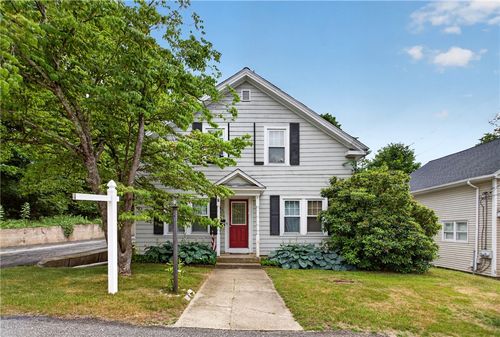86 Summit Ave, West Warwick, RI, 02893-4228 | Card Image