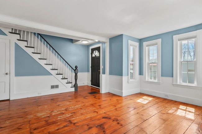 6 Rockingham St, House other with 3 bedrooms, 2 bathrooms and null parking in Exeter NH | Image 5
