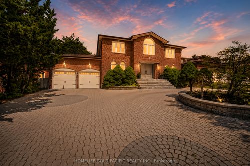 44 Ravenhill Crescent, Markham, ON, L3S2V4 | Card Image