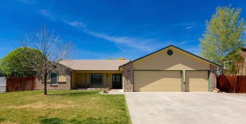 801 Cresthaven Dr, Fruita, CO, 81521-8422 | Card Image