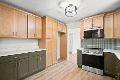 2909 Redwood Dr, Carrollton, TX, 75007-4840 | Card Image
