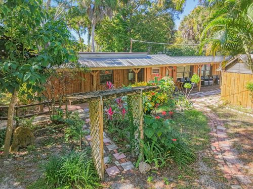 15323 E State Road 78, OKEECHOBEE, FL, 34974-0325 | Card Image