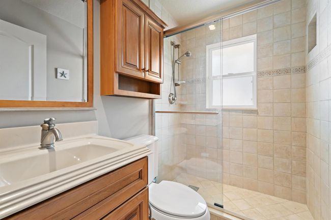 815 Sw Rustic Cir, House other with 3 bedrooms, 2 bathrooms and null parking in Stuart FL | Image 15