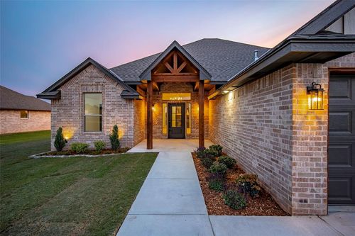 1119 Deer Rdg, Tuttle, OK, 73089-5006 | Card Image