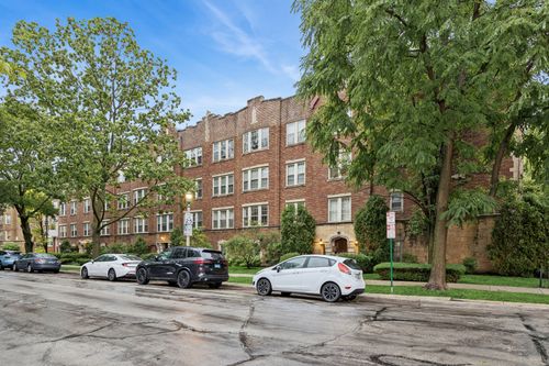 2b-344 Maple Ave, Oak Park, IL, 60302-3436 | Card Image