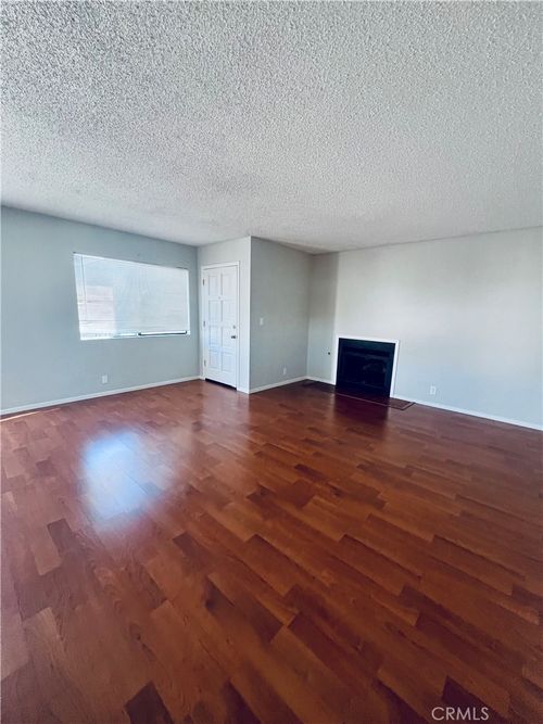 apt-9-1549 W 146th St, Gardena, CA, 90247-2357 | Card Image