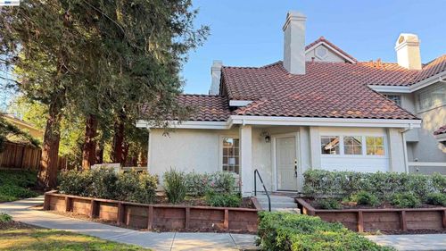 7272 Cronin Cir, Dublin, CA, 94568-2331 | Card Image