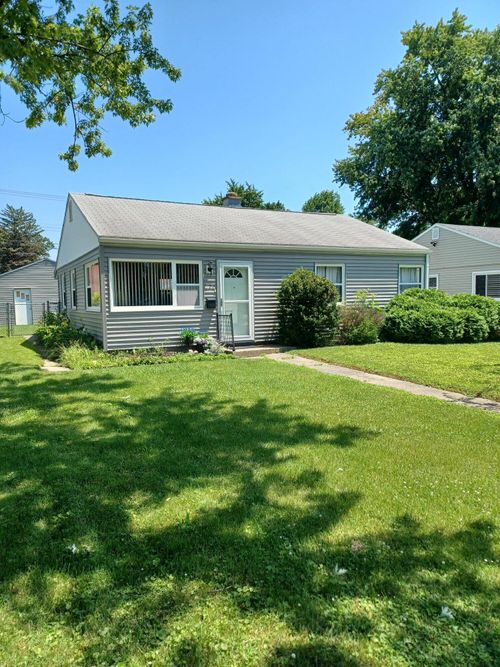 329 N Virginia St, Hobart, IN, 46342-2939 | Card Image
