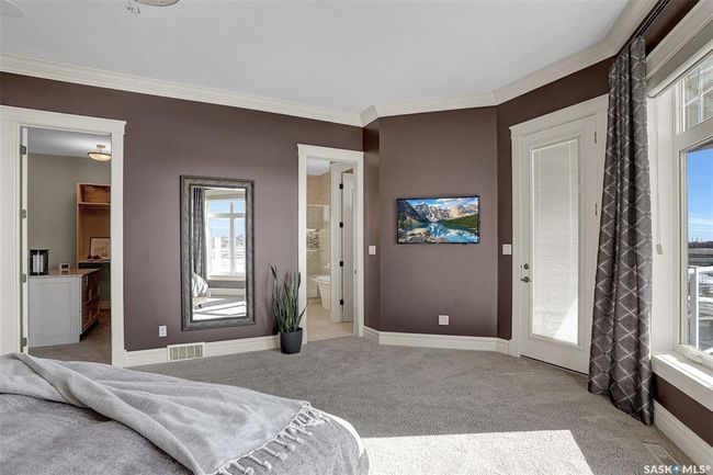 330 Spruce Creek Dr, House other with 5 bedrooms, 4 bathrooms and 10 parking in Pilot Butte SK | Image 27
