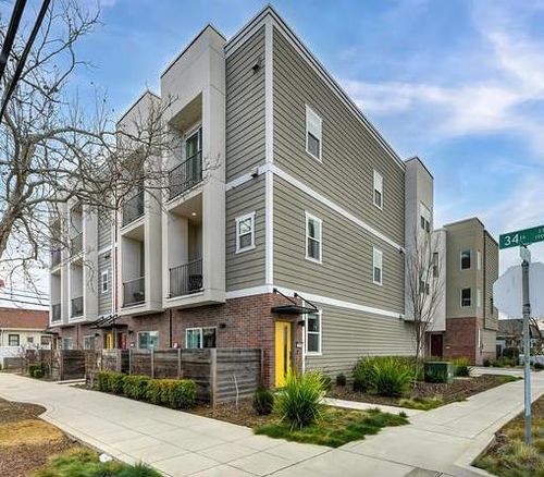 3348 S St, Sacramento, CA, 95816-7020 | Card Image
