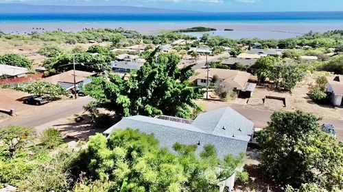 1085 Nauwe St, Kaunakakai, HI, 96748 | Card Image