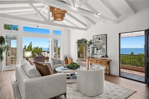 31402 Ocean View St, Laguna Beach, CA, 92651-6921 | Card Image