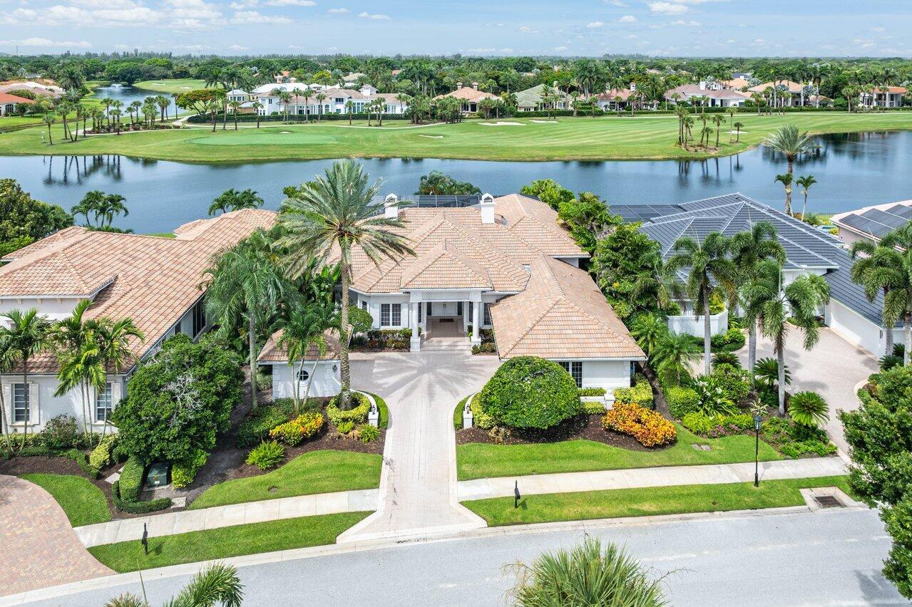Saint James Dr, Palm Beach Gardens, FL 33418