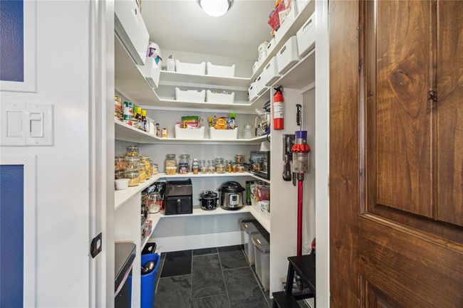 Large walk-in pantry. | Image 6
