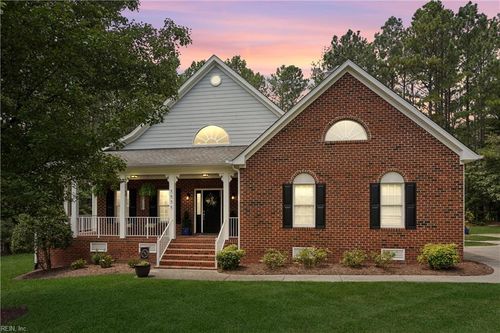 5056 Kings Pond Ct, Providence Forge, VA, 23140-4452 | Card Image