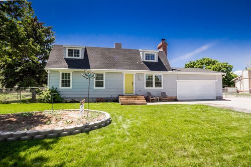 963 N 2100 W, Vernal, UT, 84078-8360 | Card Image