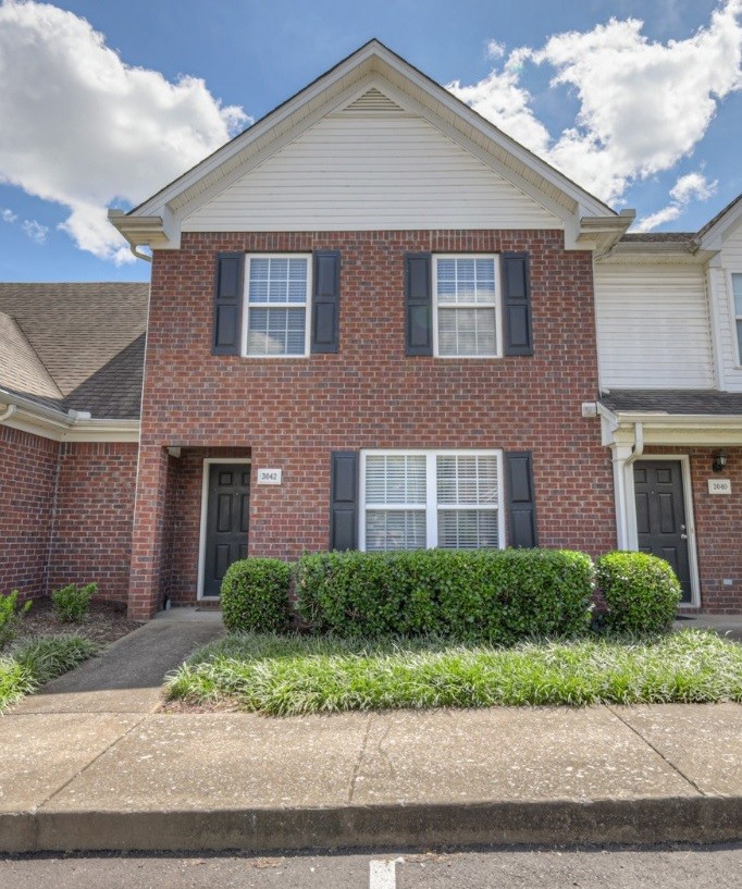 Rg Buchanan Dr, LA Vergne, TN 37086