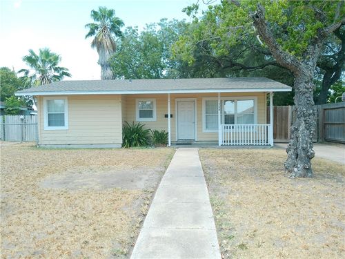 749 Westchester Dr, Corpus Christi, TX, 78408-2818 | Card Image