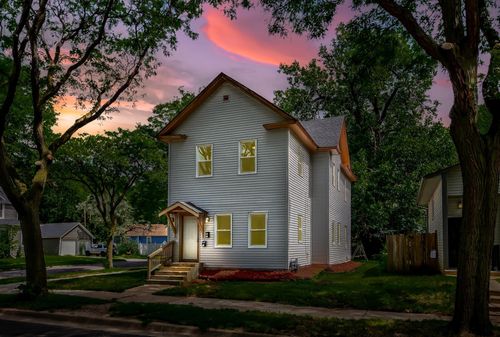 1430 Irving Ave N, Minneapolis, MN, 55411-3148 | Card Image