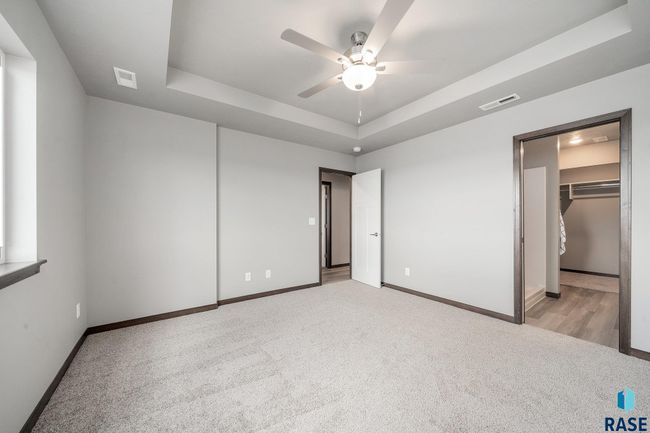 1600 N Tina Dr, House other with 3 bedrooms, 2 bathrooms and null parking in Sioux Falls SD | Image 6
