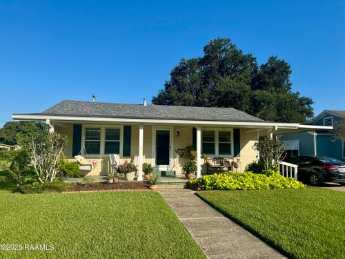 317 Indest St, New Iberia, LA, 70563-1721 | Card Image