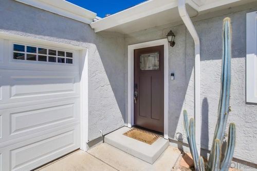 5068 Baxter Ct, San Diego, CA, 92117-1223 | Card Image
