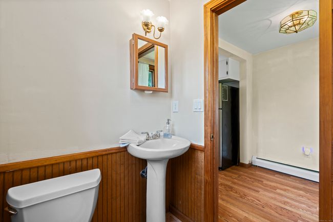 136 Bloomfield Ave, House other with 3 bedrooms, 2 bathrooms and 3 parking in Windsor CT | Image 17