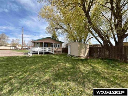 664 Evergreen Dr, Mountain View, WY, 82939-5139 | Card Image