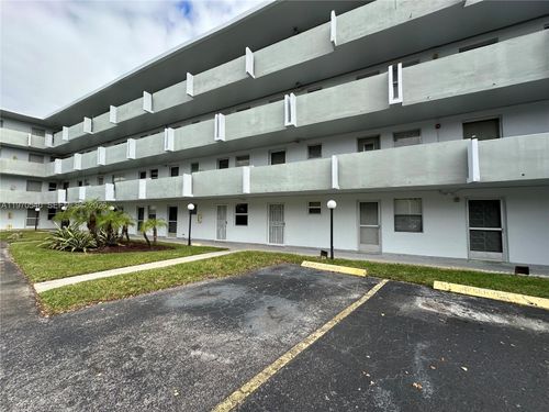 apt-107e-1351 Ne 191st St, Miami, FL, 33179-4020 | Card Image