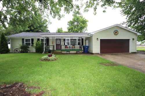 403 10th St, Mazon, IL, 60444-3648 | Card Image