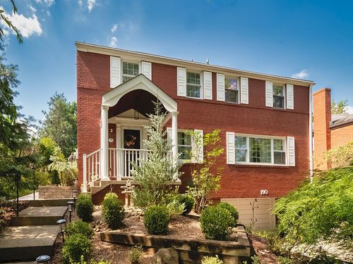 190 Main Entrance Dr, Mt. Lebanon, PA, 15228-2142 | Card Image