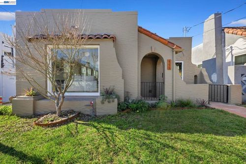 4175 Culver St, Oakland, CA, 94619-1801 | Card Image