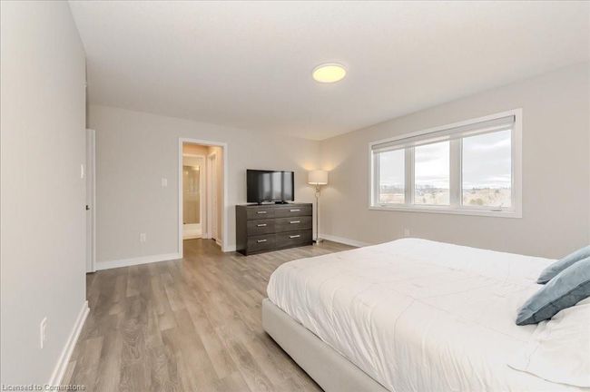 262 Dolman St, House other with 4 bedrooms, 3 bathrooms and 4 parking in Breslau ON | Image 22