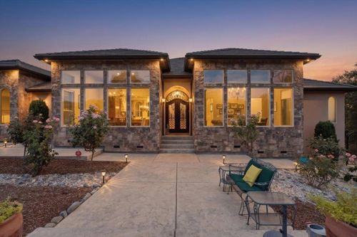 8950 Gilardi Road, Newcastle, CA, 95658 | Card Image