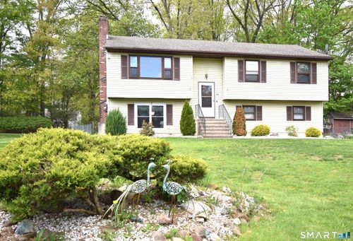 139 Strawberry Hill Rd, Bristol, CT, 06010-2584 | Card Image