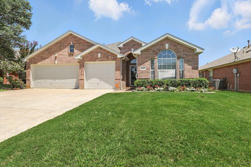 1637 Nightingale Lane, Corinth, TX, 76210 | Card Image