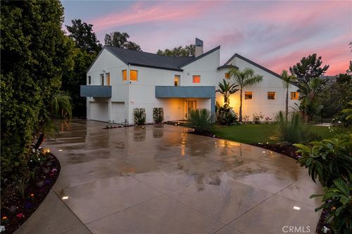 385 S Via Montanera, Anaheim, CA, 92807-4020 | Card Image