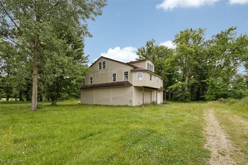 8330 Spieth Rd, Litchfield, OH, 44253-9138 | Card Image