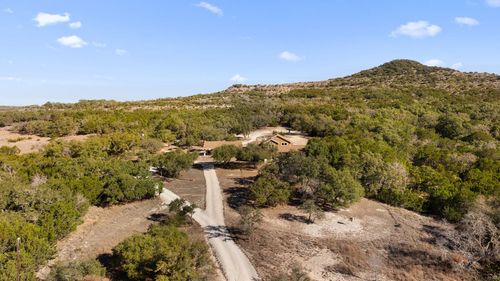 236 Ranch Circle Dr, Kendalia, TX, 78027-2018 | Card Image