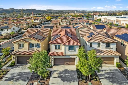 27482 Basalt Way, Moreno Valley, CA, 92555-4574 | Card Image