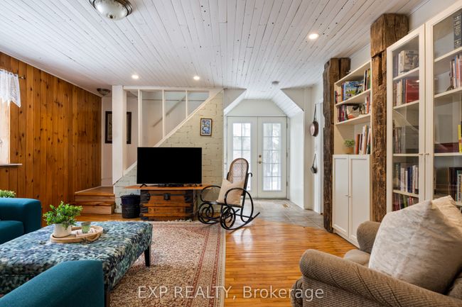 16 Mill St, House other with 3 bedrooms, 2 bathrooms and 6 parking in Amaranth ON | Image 16
