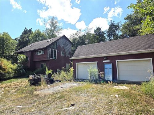 853 Hartwood Rd Nw, Dellroy, OH, 44620-9626 | Card Image